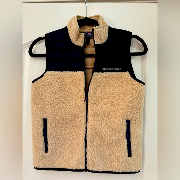 Vineyard Vined Boys Vest - Picture 1 of 5